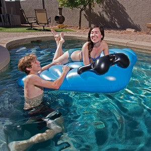 Inflatable Giant Surfin Stingray - Hot Tub Outfitters